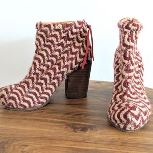 RARE Jeffrey Campbell Rumble Fab Knit Bootie